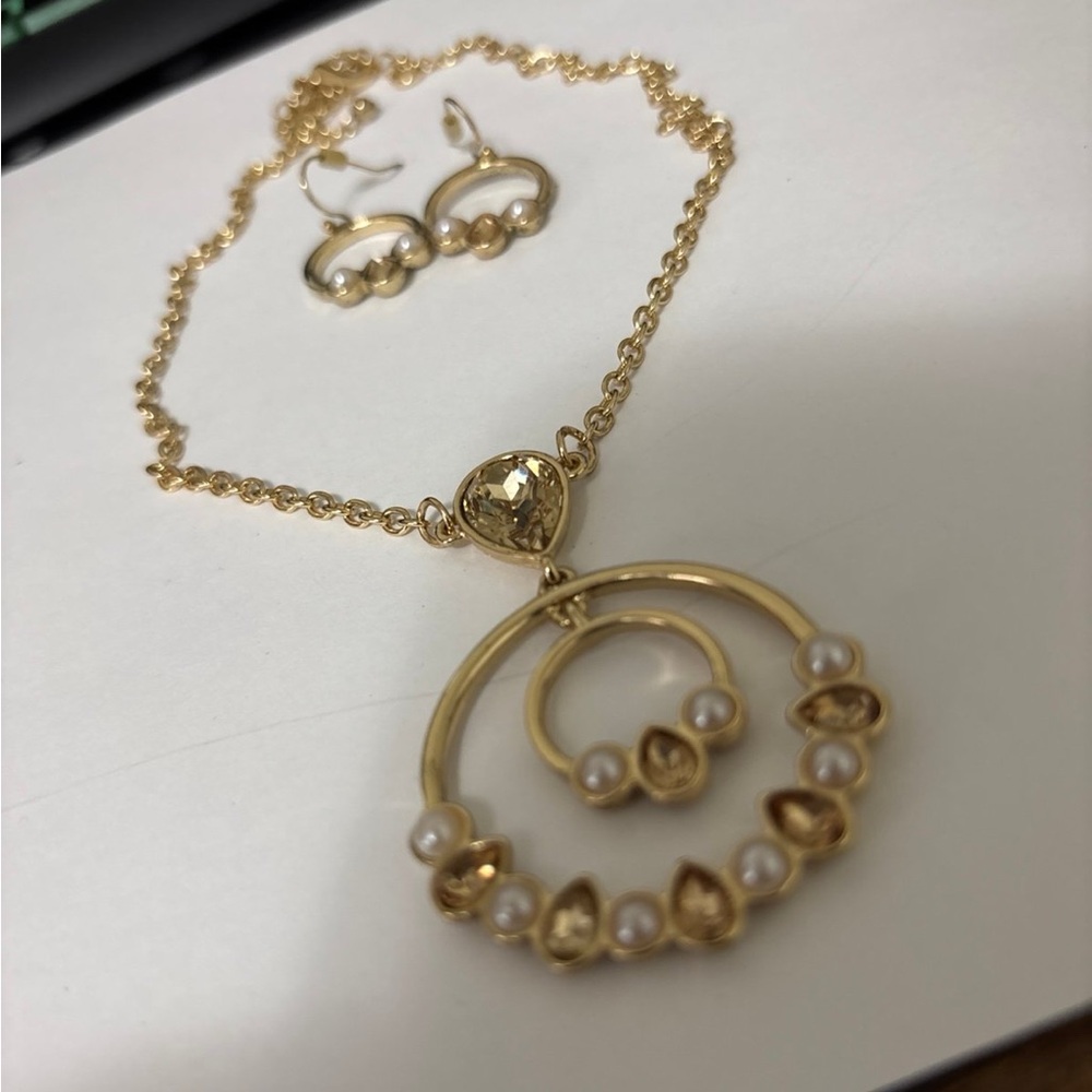 Vintage Necklace & Earrings Set